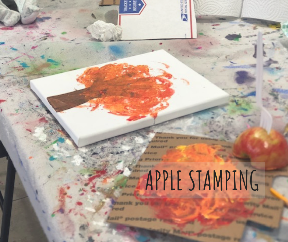 Apple Stamping, how to make a precious Autumn keepsake art project with your toddler