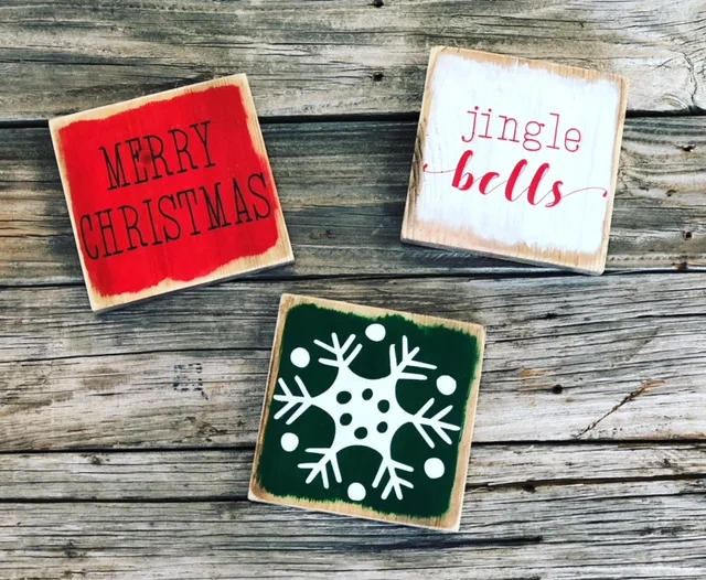 DIY Mini Wooden Winter Signs