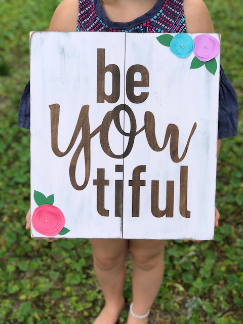 DIY beYOUtiful pallet style wood sign with paper flowers