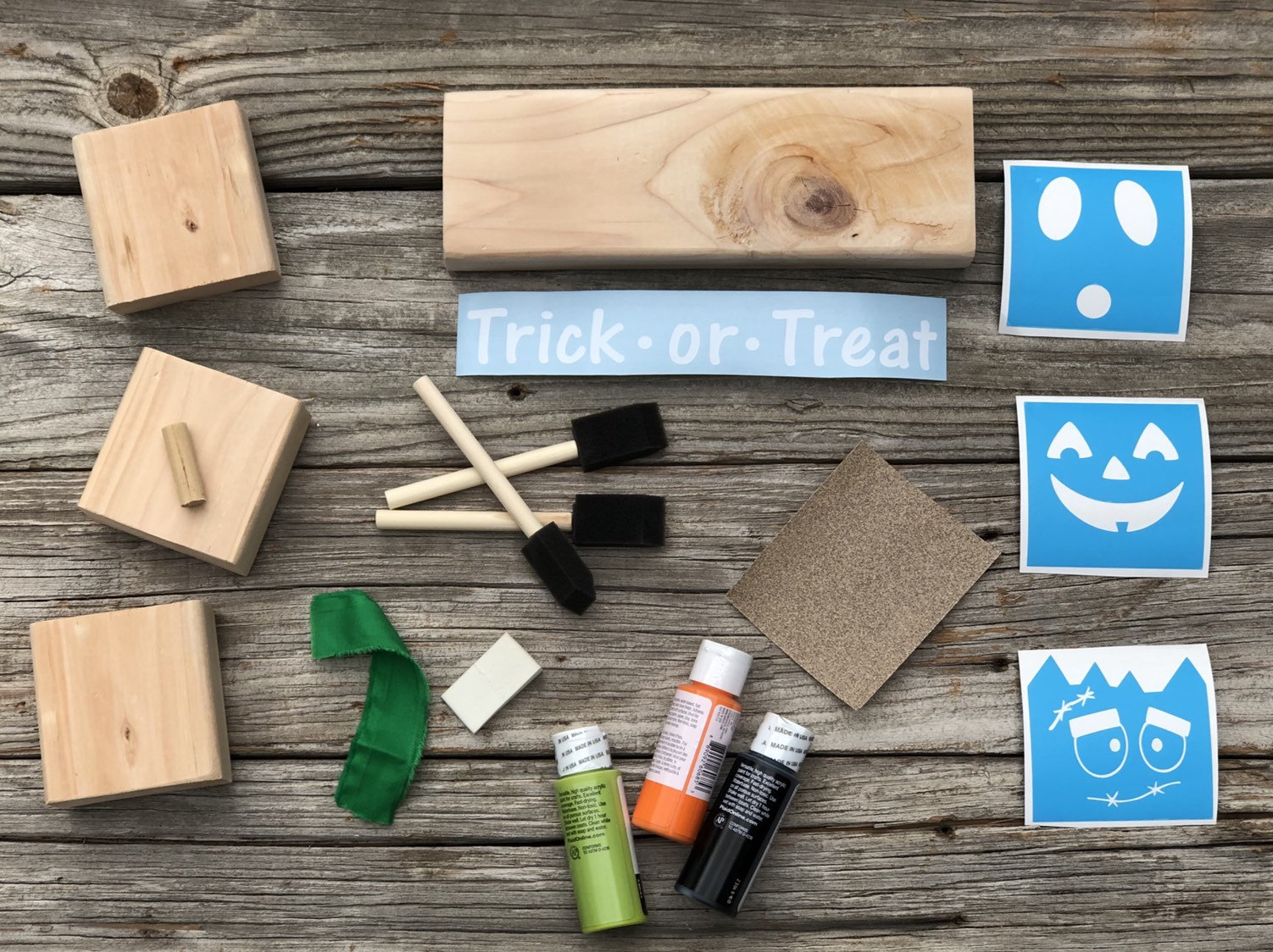 DIY Halloween craft kit for adults. How to make 2x4 halloween crafts