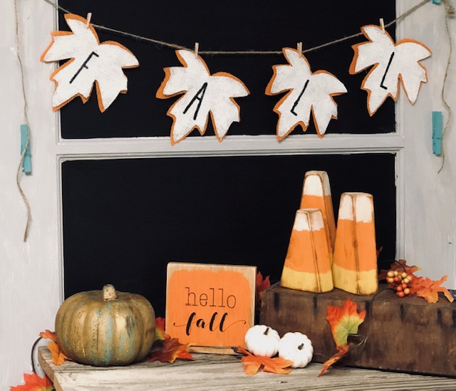 How to make your own Rae Dunn inspired fall burlap garland