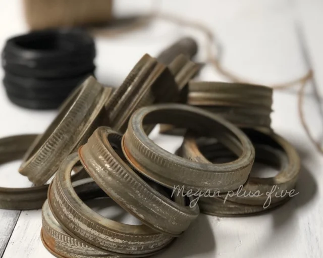 DIY+rusty+pumpkin+from+mason+jar+rings.+How+to+make+your+own+rustic+tin+pumpkin+for+your+farmhouse%2C+country+chic%2C+fall+decorations.jpg