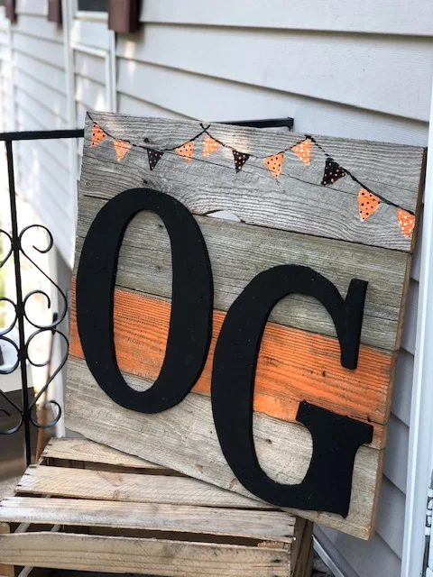 DIY school spirit pallet style porch sign
