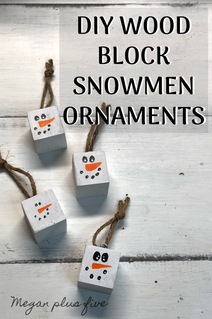 DIY snowmen block ornaments, how to make hanging snowman ornaments for your Christmas tree. Easy painted snowmen ornament for Christmas using scrap wood.