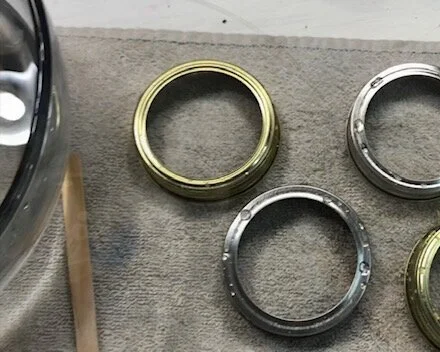 How to rust your own mason jar lids inside. Easy recipe for rusting canning jar lids for your rustic country chic home decorations and craft projects.