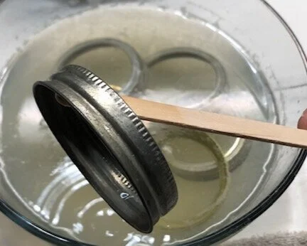 How to rust your own mason jar lids inside. Easy recipe for rusting canning jar lids for your rustic country chic home decorations and craft projects.