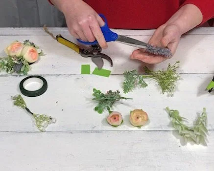 DIY corsage made with faux flowers. How to make a corsage for little girls with fake flowers from Walmart. Silk flower easy corsage for spring, prom, weddings, father daughter dance.