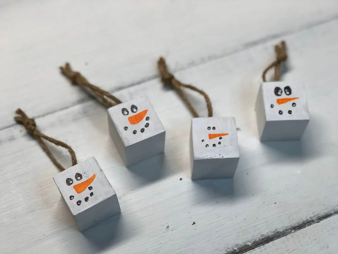 DIY CRAFT KIT FOR CHRISTMAS, WOOD BLOCK SNOWMEN TO MAKE AT HOME, SNOWMEN CHRISTMAS ORNAMENTS CRAFT KIT