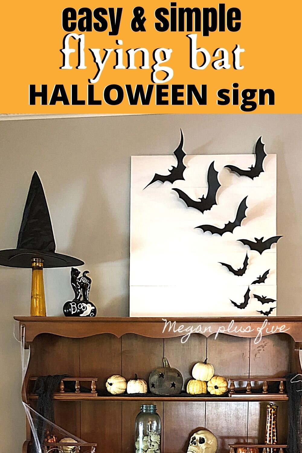 DIY flying bat sign using your Cricut cutting machine. How to make cardstock flying bats for Halloween. Easy and simple rustic Halloween Decor for your farmhouse style
