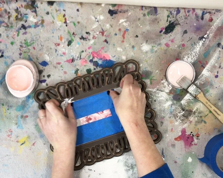DIY Hobby Lobby clearance picture frame makeover. How to use Dollar Tree office clips to makeover an old picture frame.