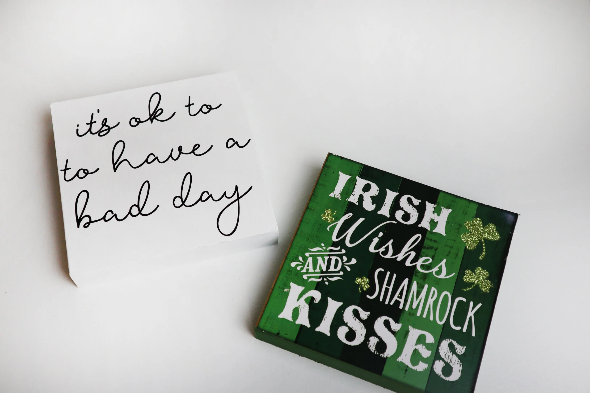 Dollar Tree mini St. Patrick's Day sign makeover + FREE SVG