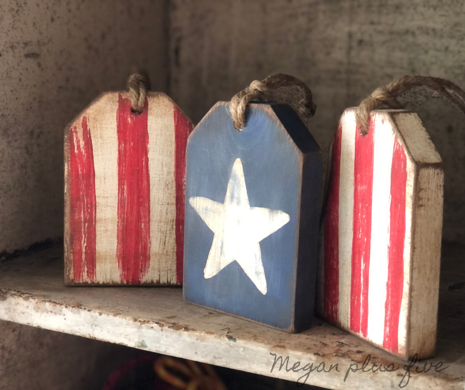 DIY wood tags for Fourth of July made from a 1x4. Tiered tray rustic farmhouse wooden tags for the 4th of July. Red white and blue patriotic farmhouse rustic DIY decorations for coffee bar.