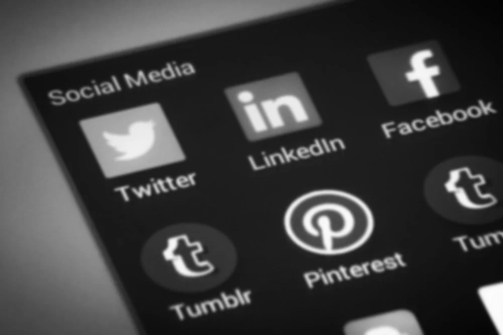 Xight-Solutions-DIY-Marketing-Tactics-Social-Media.jpg