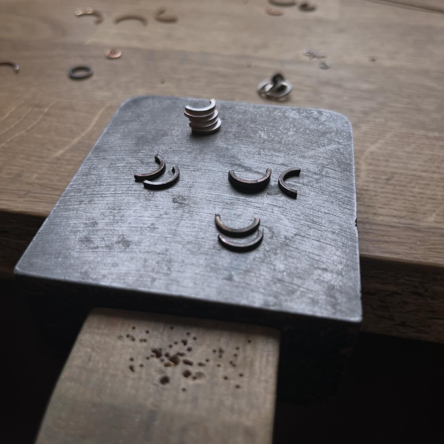 mini wire stacks #silversmithing #jewellery #bench