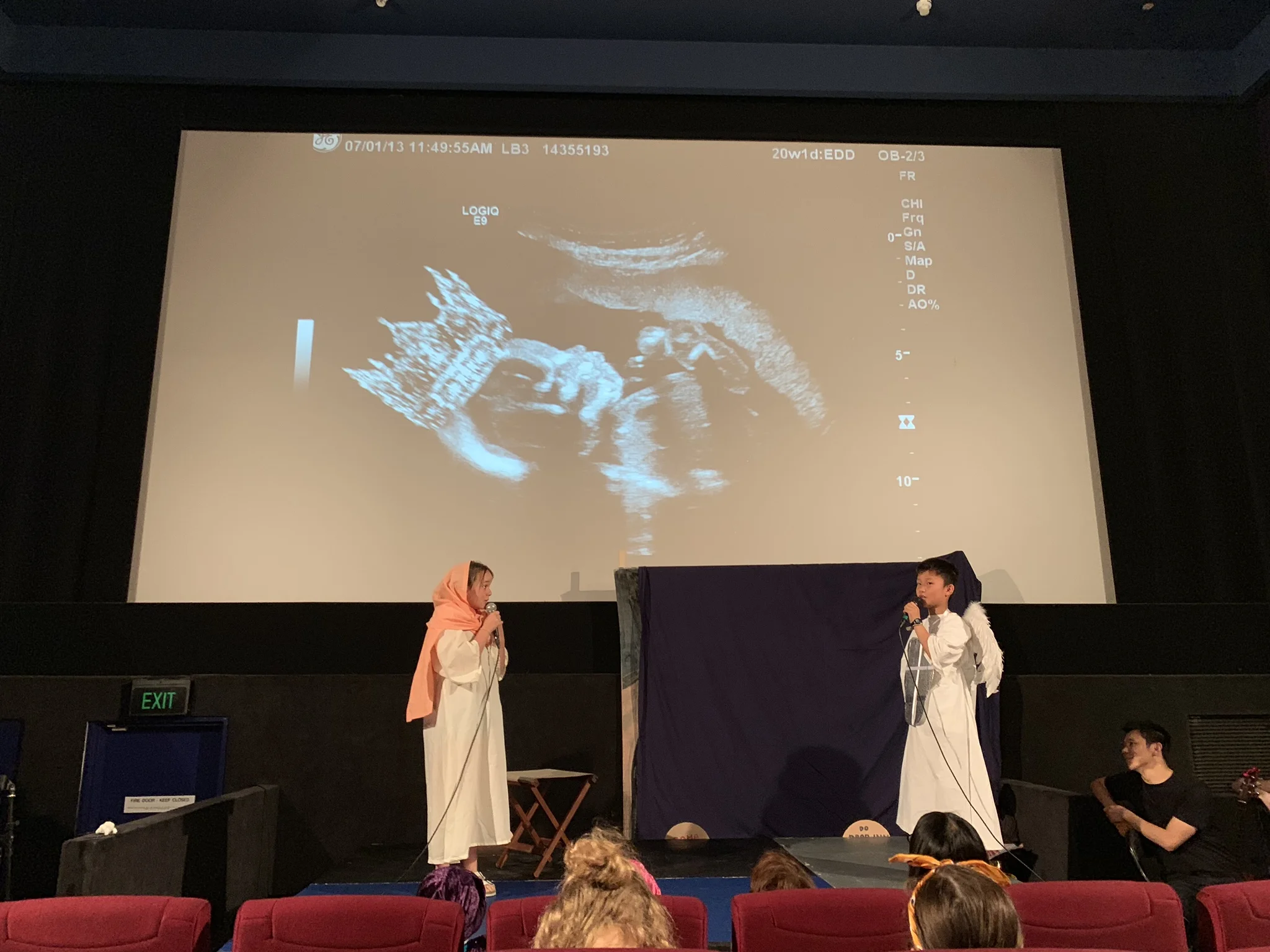 Mary gets news she will give birth to the forever king!