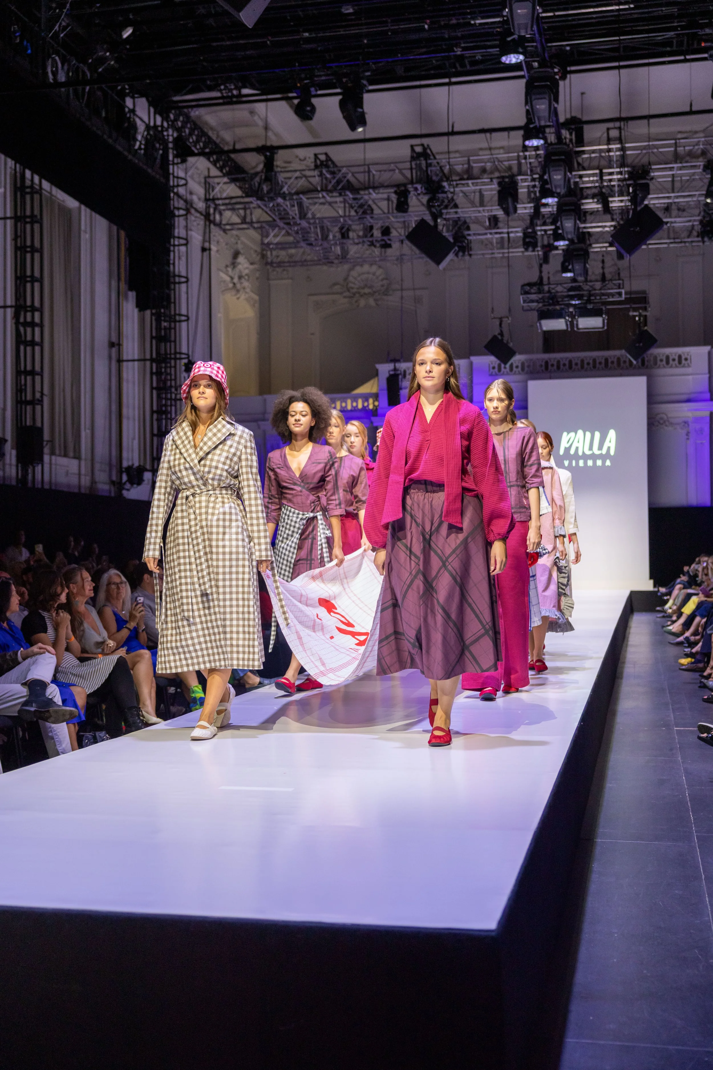 20260916_Vienna Fasion Week_Palla_212_.jpeg