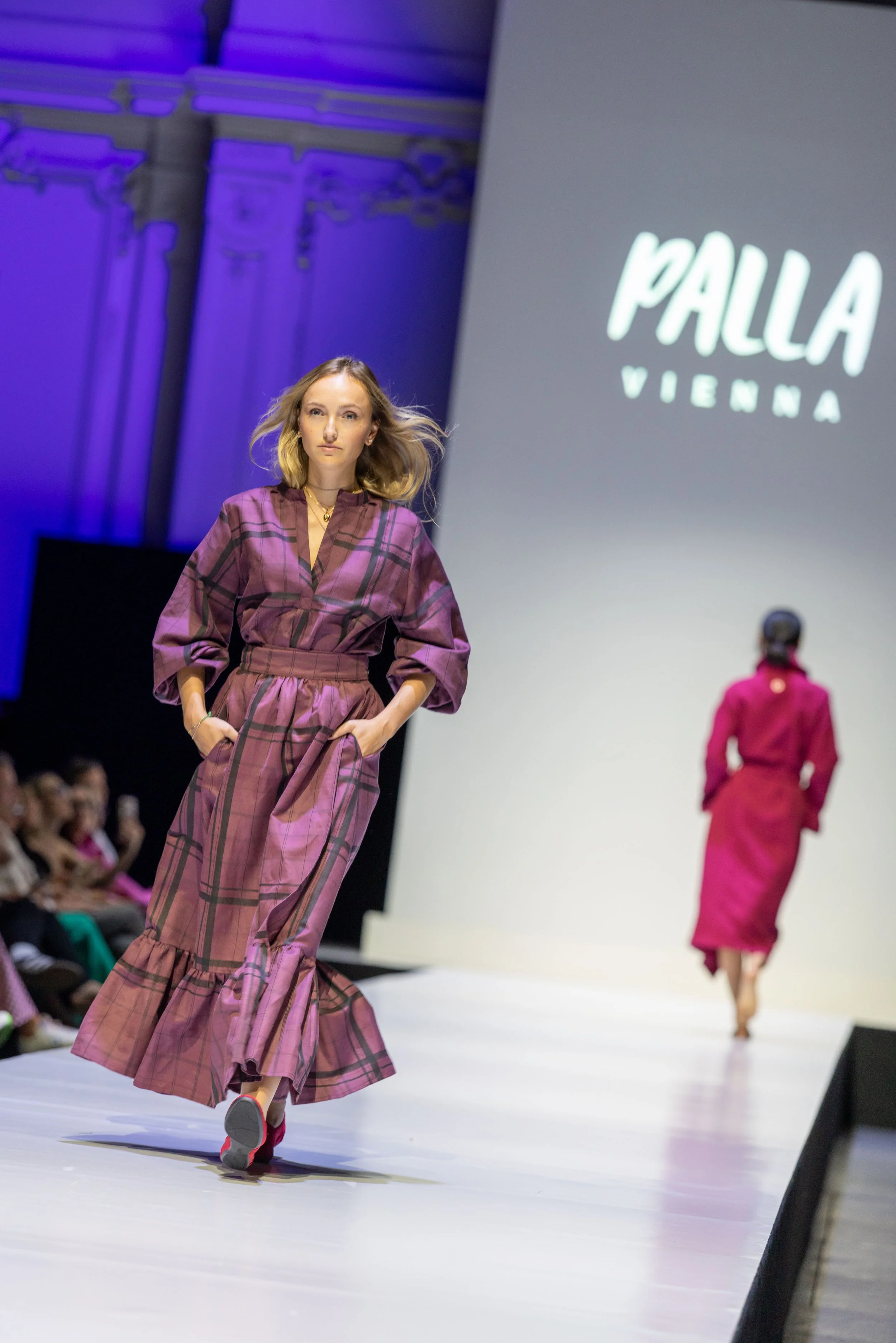 Palla_Vienna_Rock_Resa-purple1.jpeg