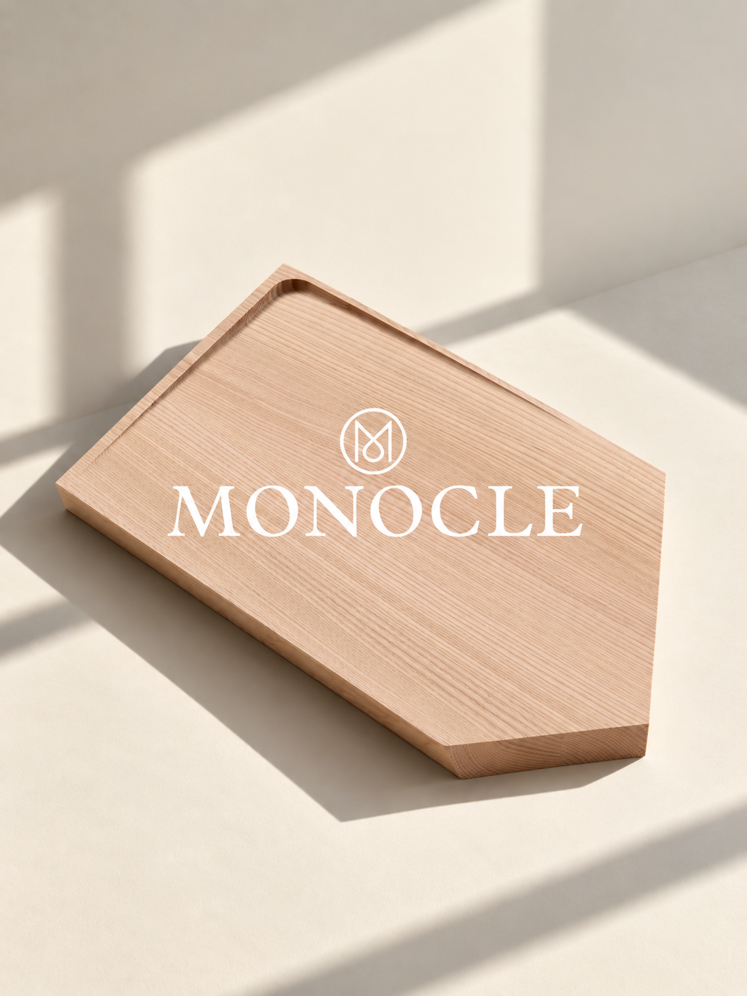 Schneidebretthell_monocle.png