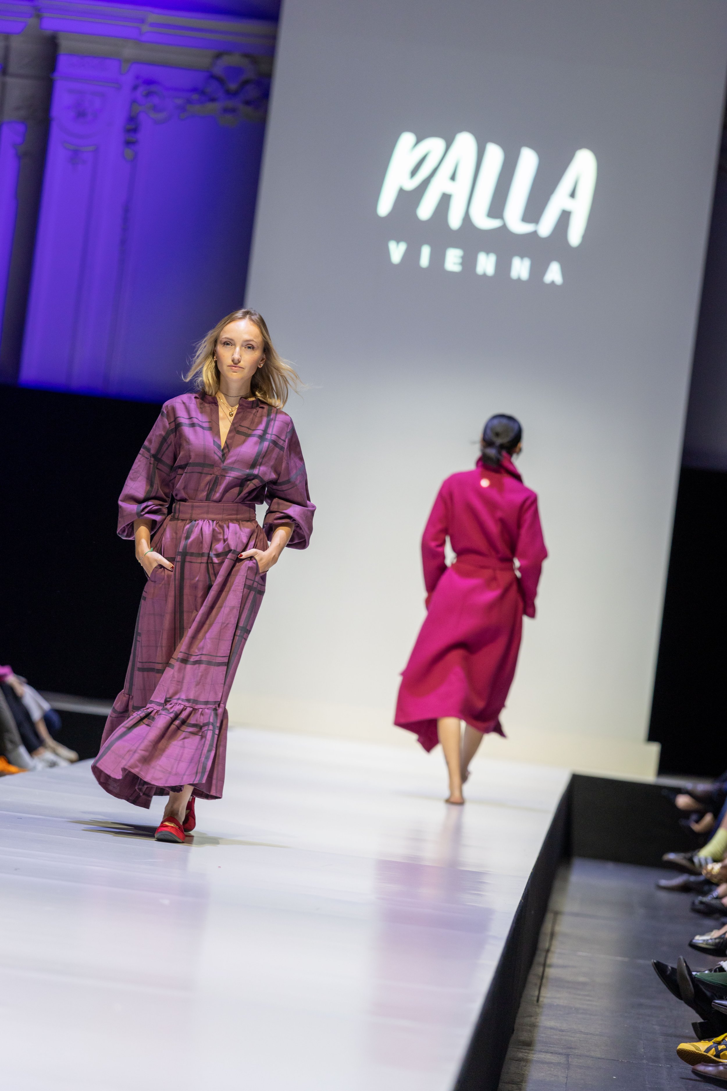 Palla_Vienna_Rock_Resa-purple2.jpeg
