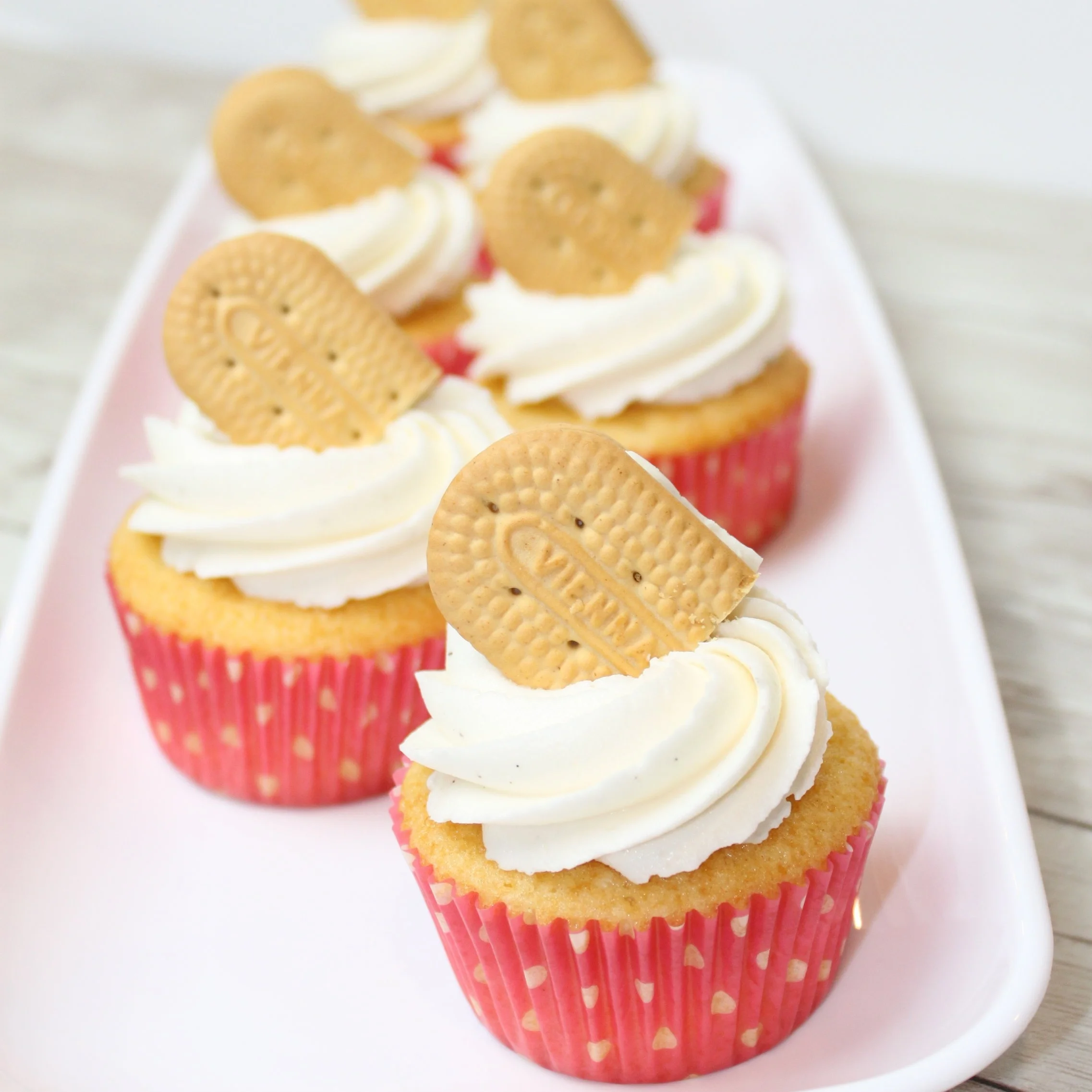 vanilla biscuit cupcakes.JPG