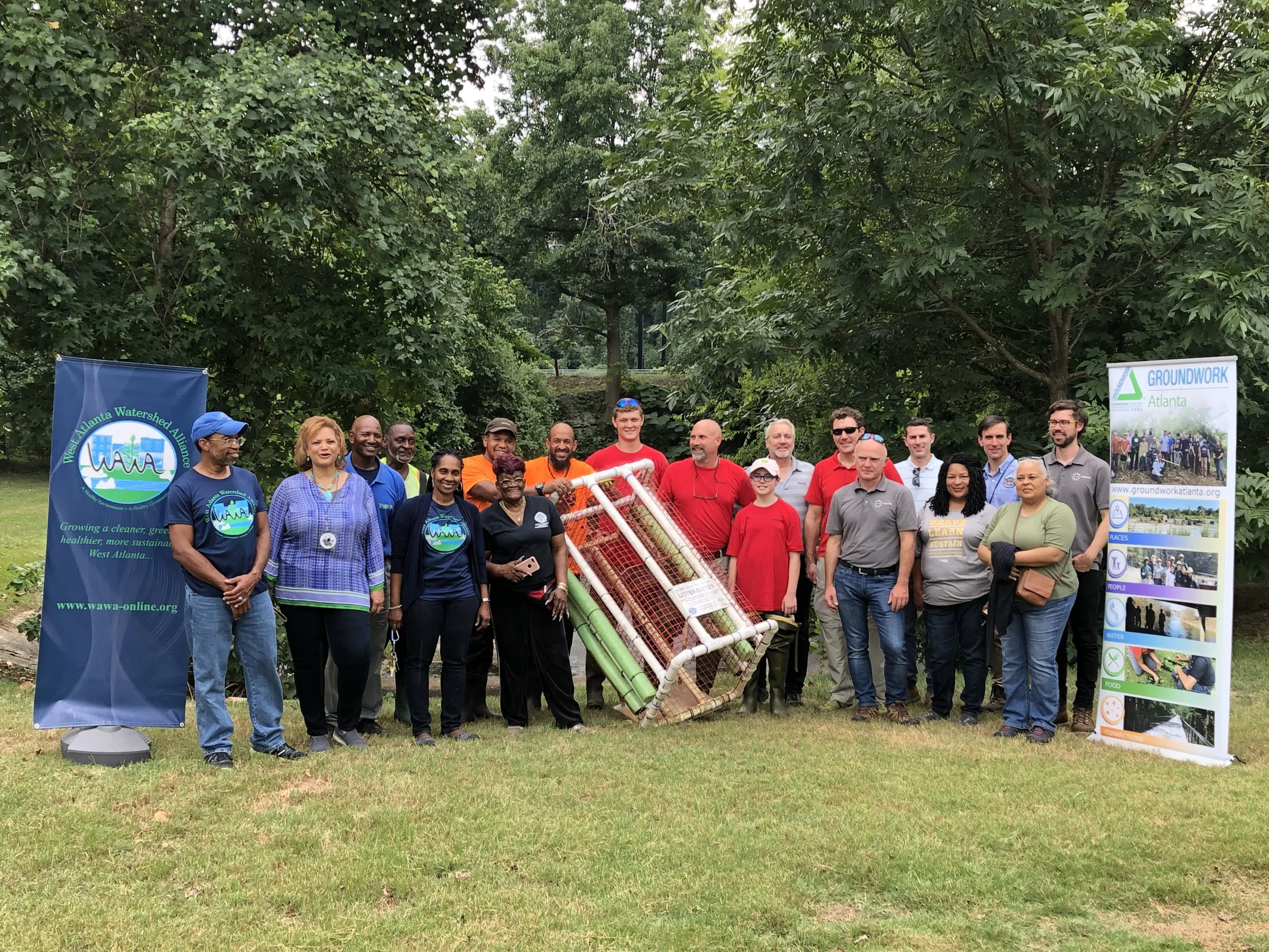 Installation of Osprey Initiative, LLC “Litter Gitter” technology in Westside Atlanta with project team and stakeholders. “Litter Gitter” is a small stream litter collection device used to intercept floating litter from stormwater runoff.