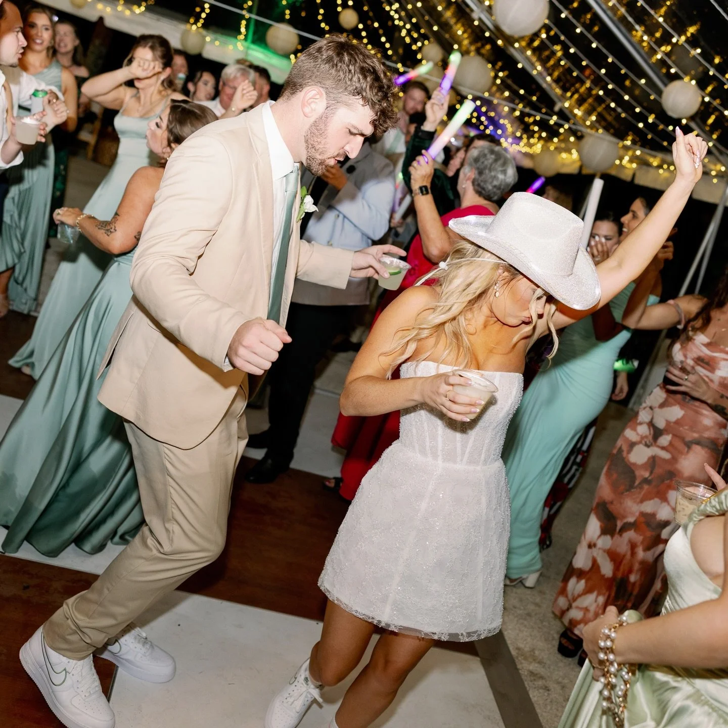 Love a couple that can boogie and drink craft cocktail all night. 

I&rsquo;m also obsessed with these dance floor photos and my sweet couple. We had a blast with their crew!! 

Vendors to love 💕 

rolling  hiding behind the bar 😂 

What a perfect 