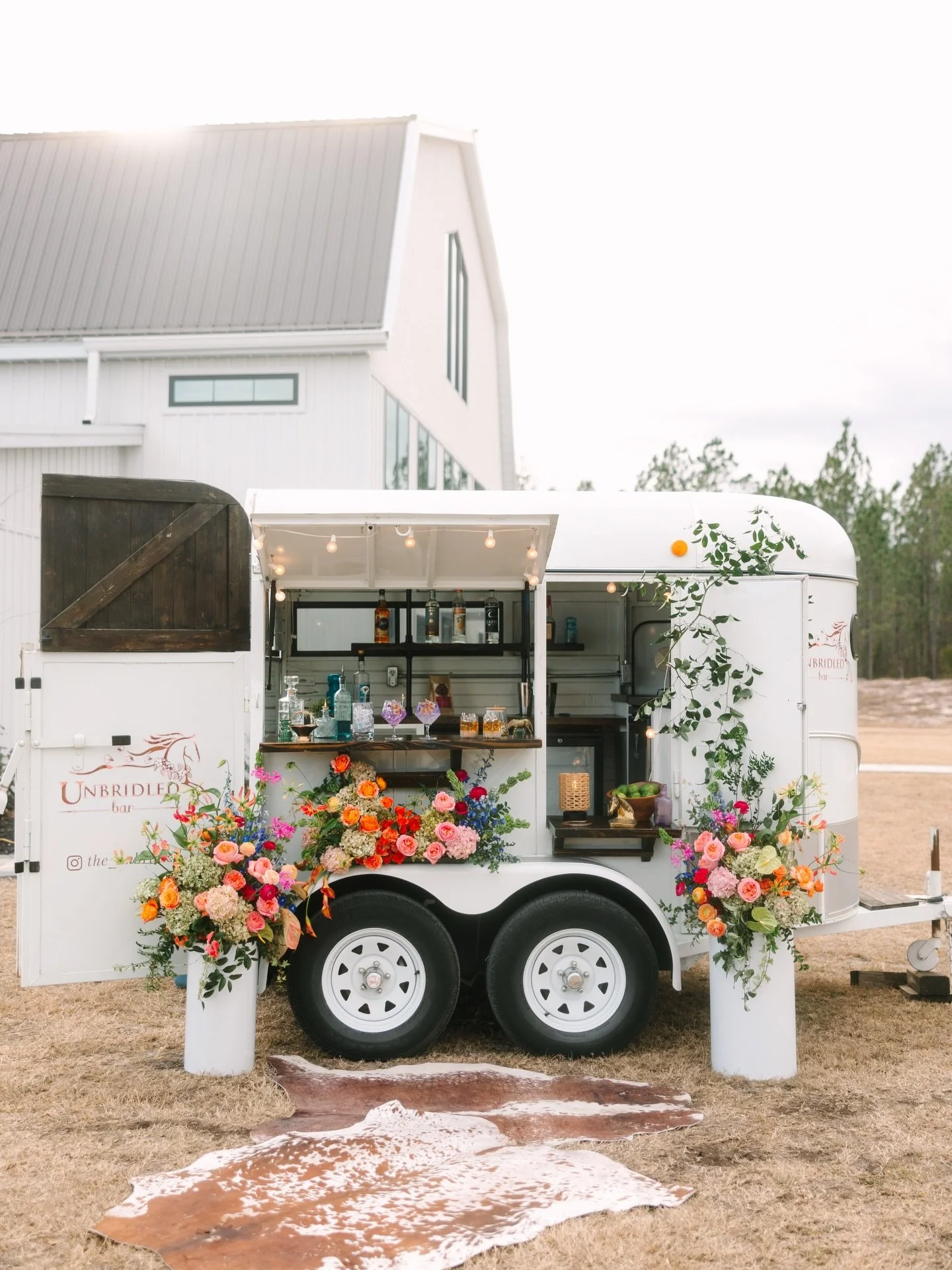 Our Spring 2026 season starts this weekend! (I know it&rsquo;s February (the end tho) but we live in Florida so ITS SPRING) 

Both the Unbridled Bars are out this weekend after two weeks of yearly maintenance 👩&zwj;🔧 💅 and they cannot wait to ✨ SH