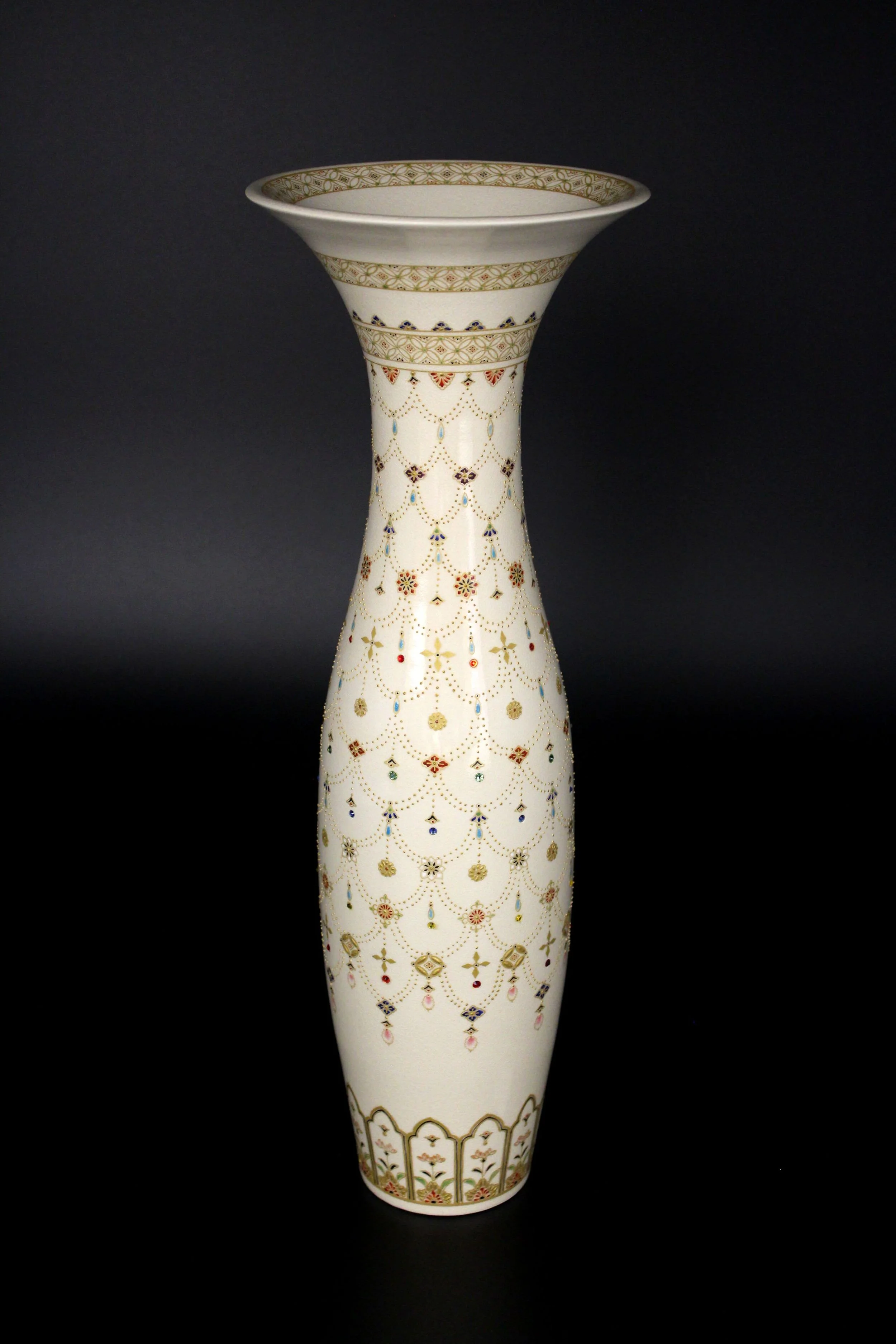 Yoraku Pattern Vase 11 & 12