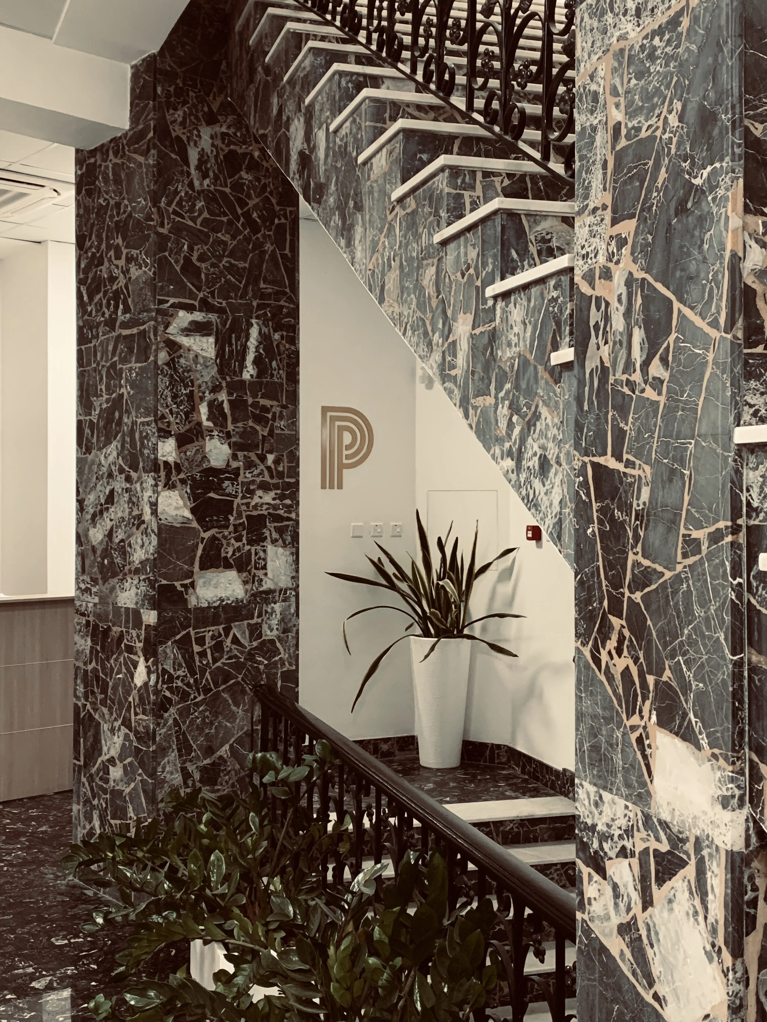 Facilitation of Teleworking facilities – € 4,000 cash grant