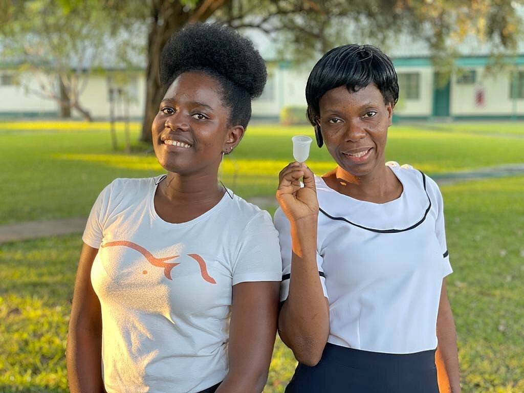 Eluby and Nurse Anne piloting our new project in Malawi! 💕 
#malawi #menstrualcycle #menstruationmatters #menstrualcup #menstruacups #sustainablefashion #sustainableliving #sustainability #cups #periodcup #periodpain #periodmemes #periodpoverty #the
