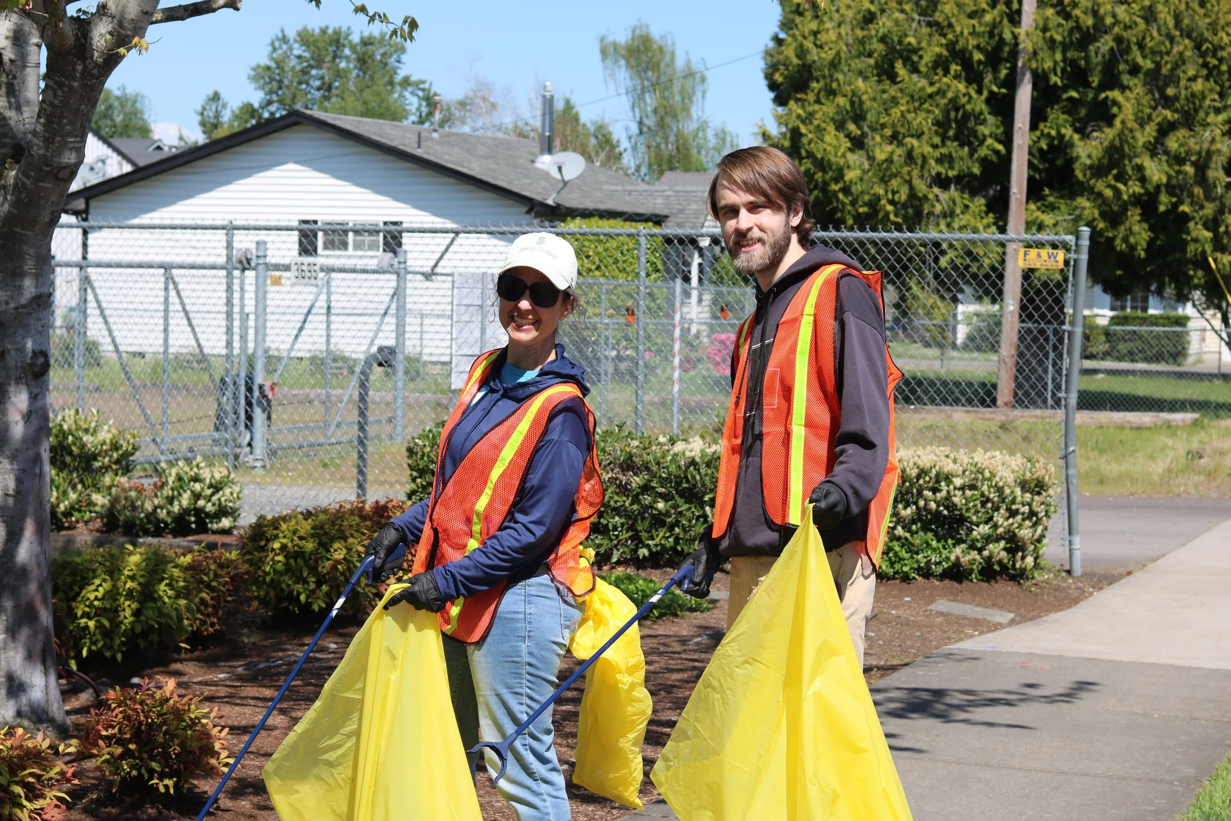 Joe and mom litter.JPG