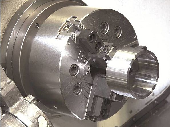 InoTop chuck jaw with workpiece