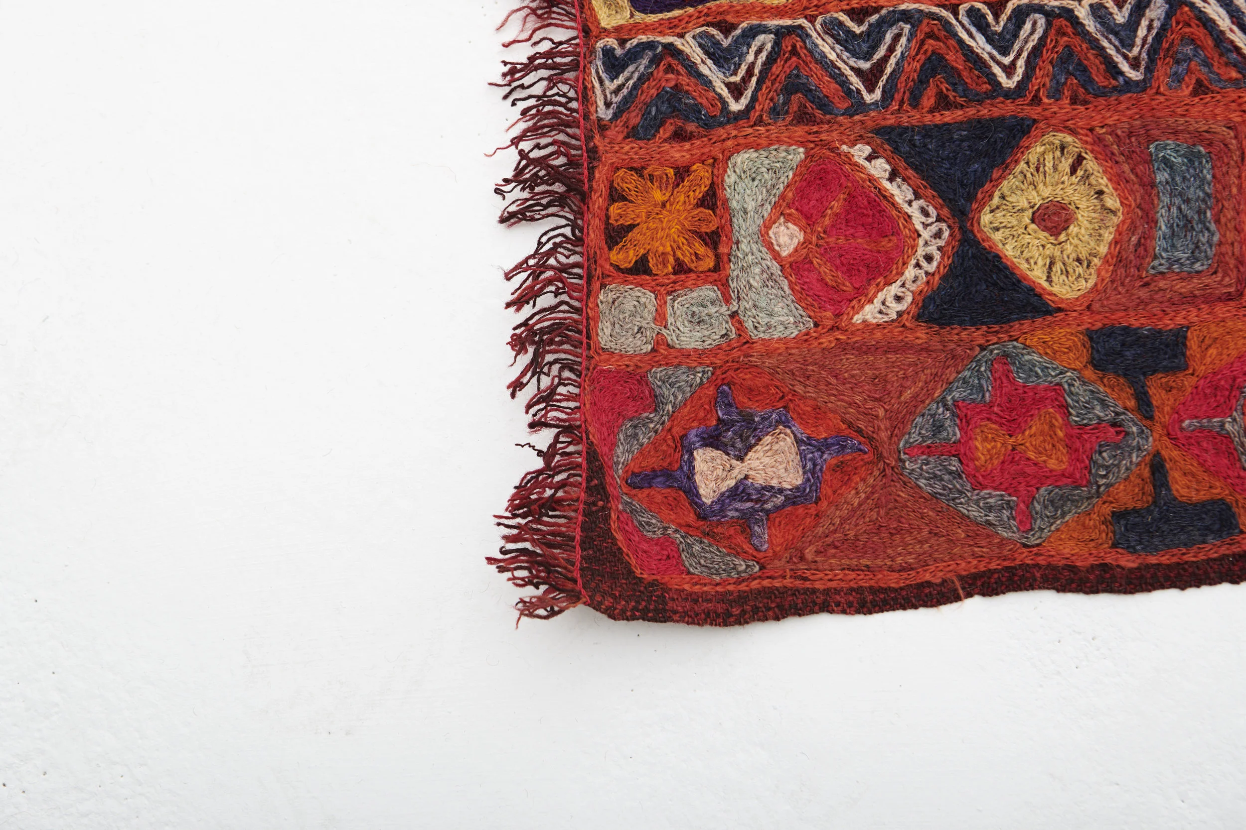 Iraq Kirkuk - Turkic 1970 254cm x 164cm - corner 1 - use.jpg