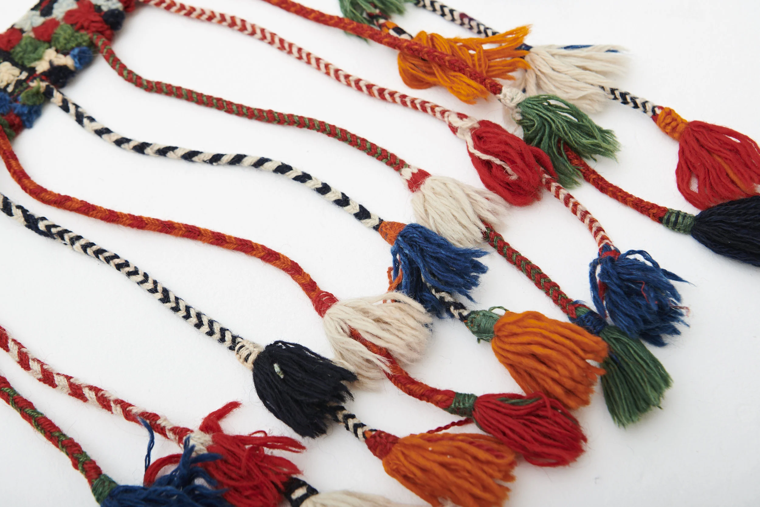 used neck piece tassles 180526_Rugs_01_0027.jpg