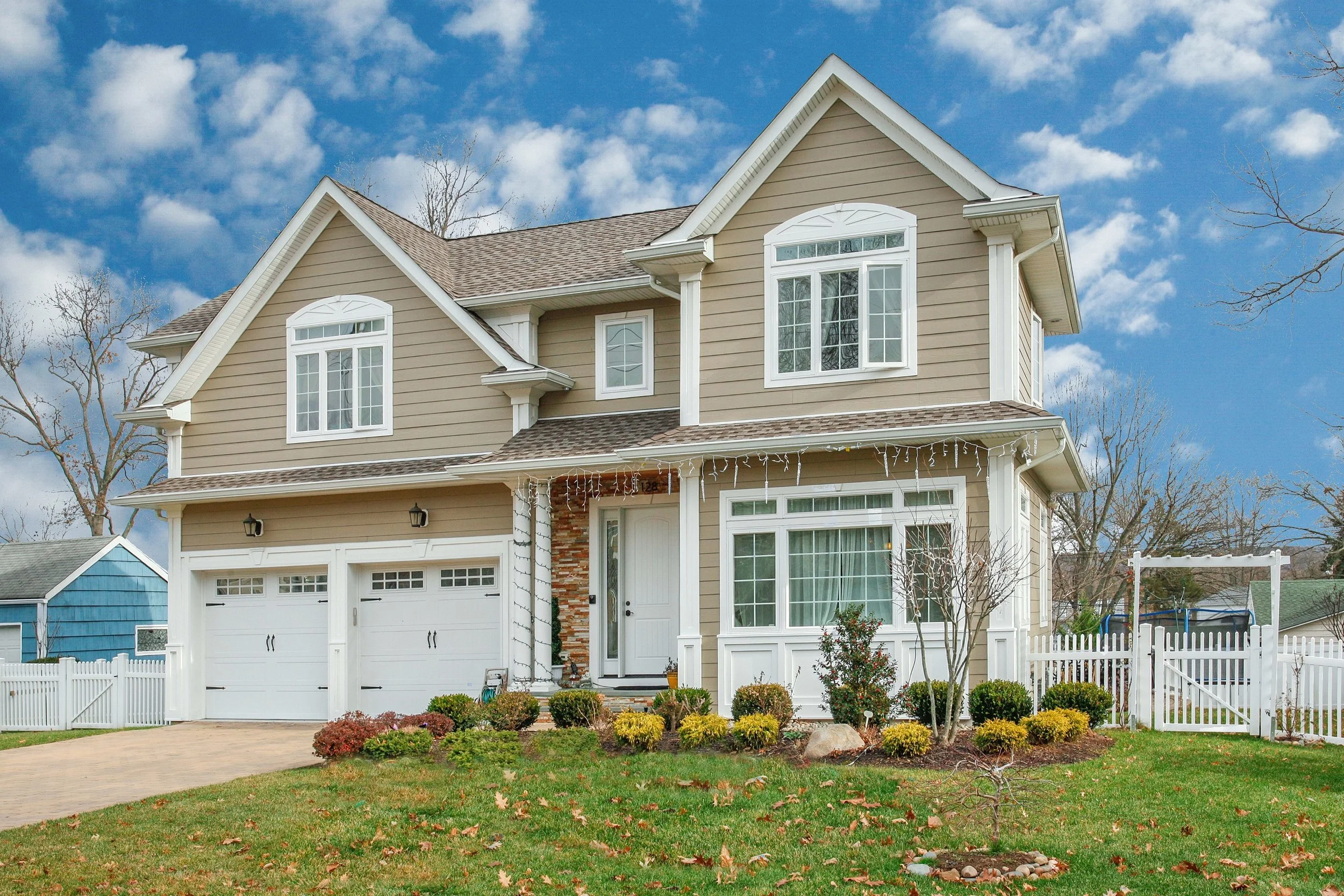 128 Heatherhill Rd Cresskill-print-051-36-Front of Home-4080x2720-300dpi.jpg