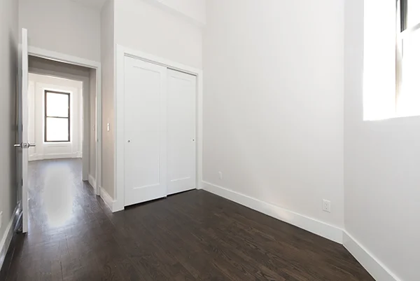 a8da02a9d41d434c952f3904cf27945f_West_83rd_Street_206_3F_Bedroom.jpg