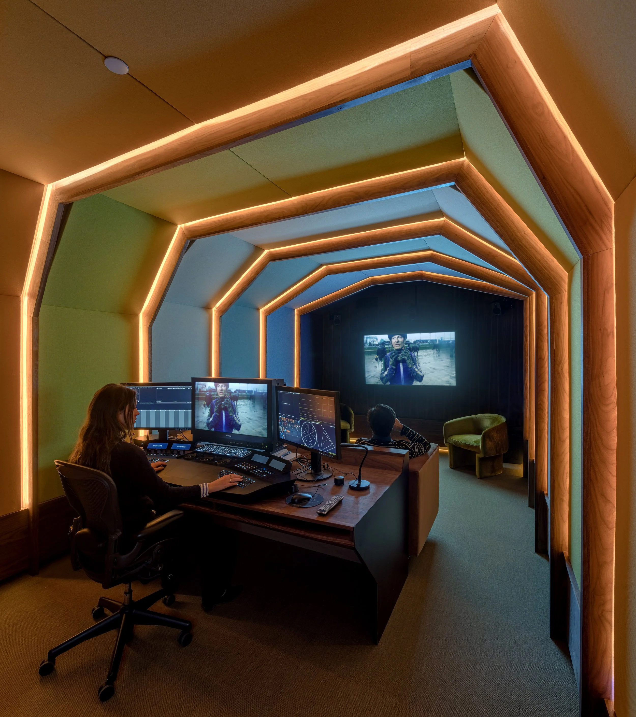 4K_screen_6_comp_v001.1 copy.jpg