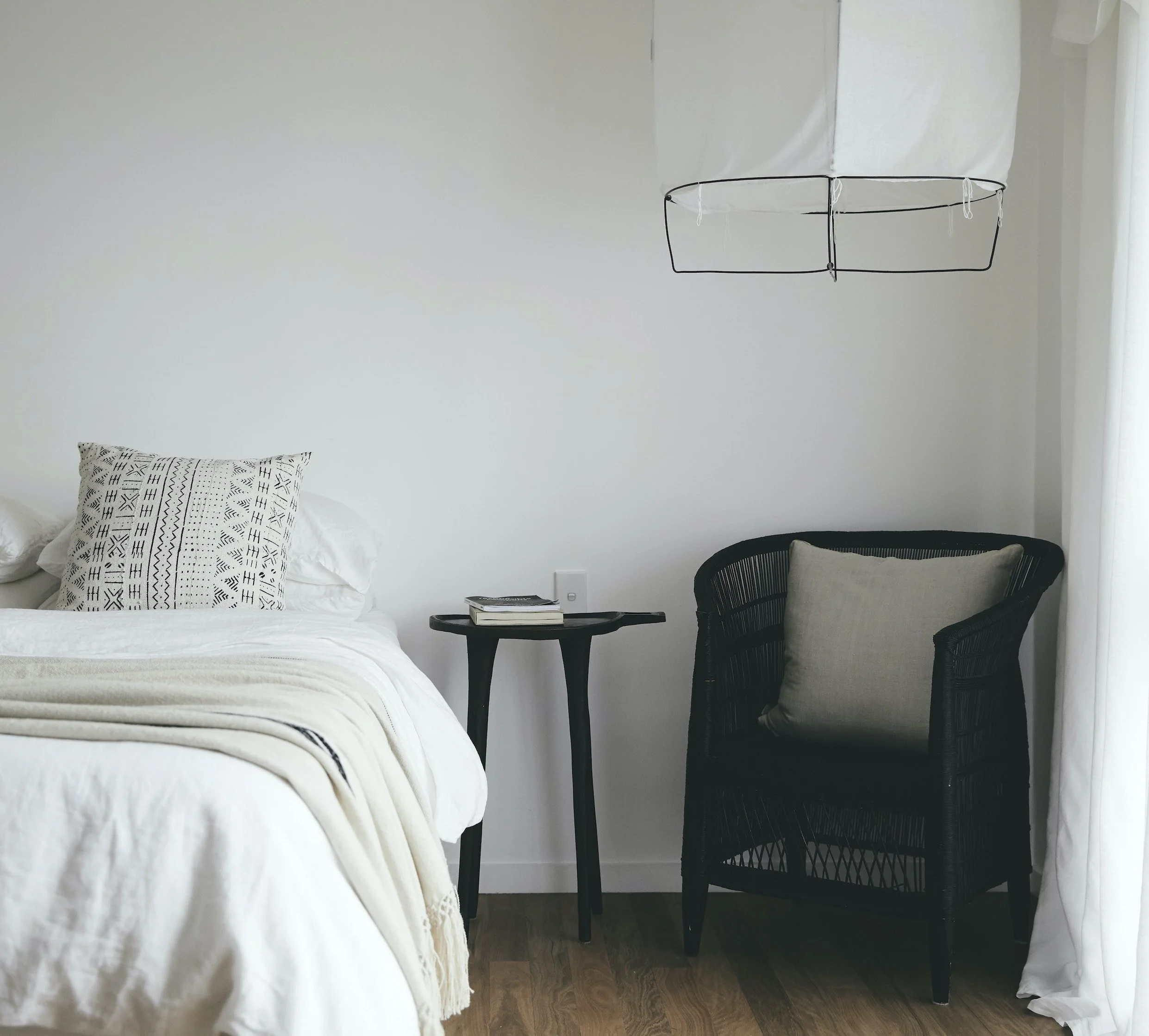 The 3 Phases of Simplifying Your Home