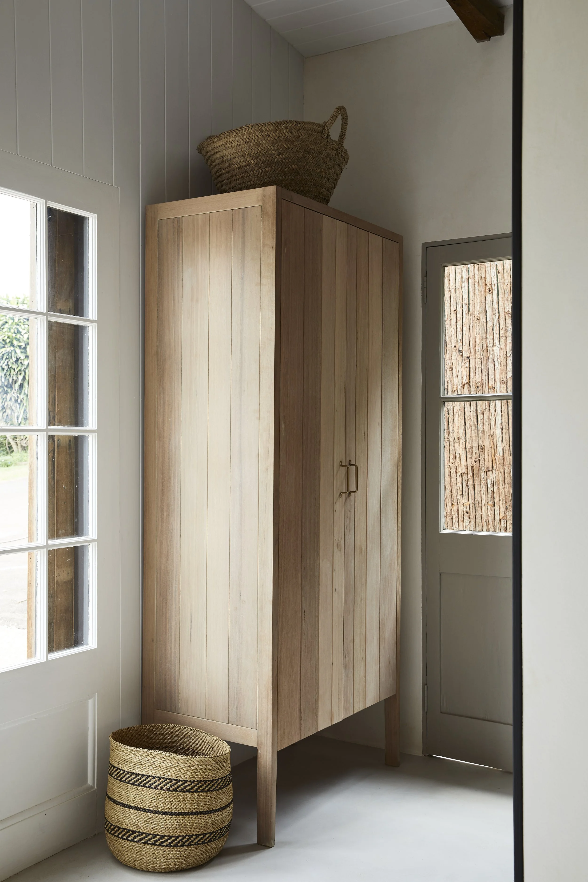 Natalie Walton7197 - still studio - low res.jpeg