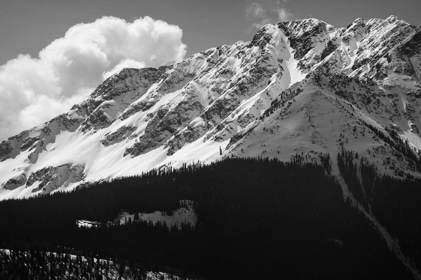 On Red Mountain pass
.
.
.

#colorado #landscape #coloradolife #landscape_lovers #coloradogram #landscapephotography #coloradotography #landscapes #colorado_creative #nature #coloradolive #landscape_captures #landscapelovers #coloradolove #naturephot