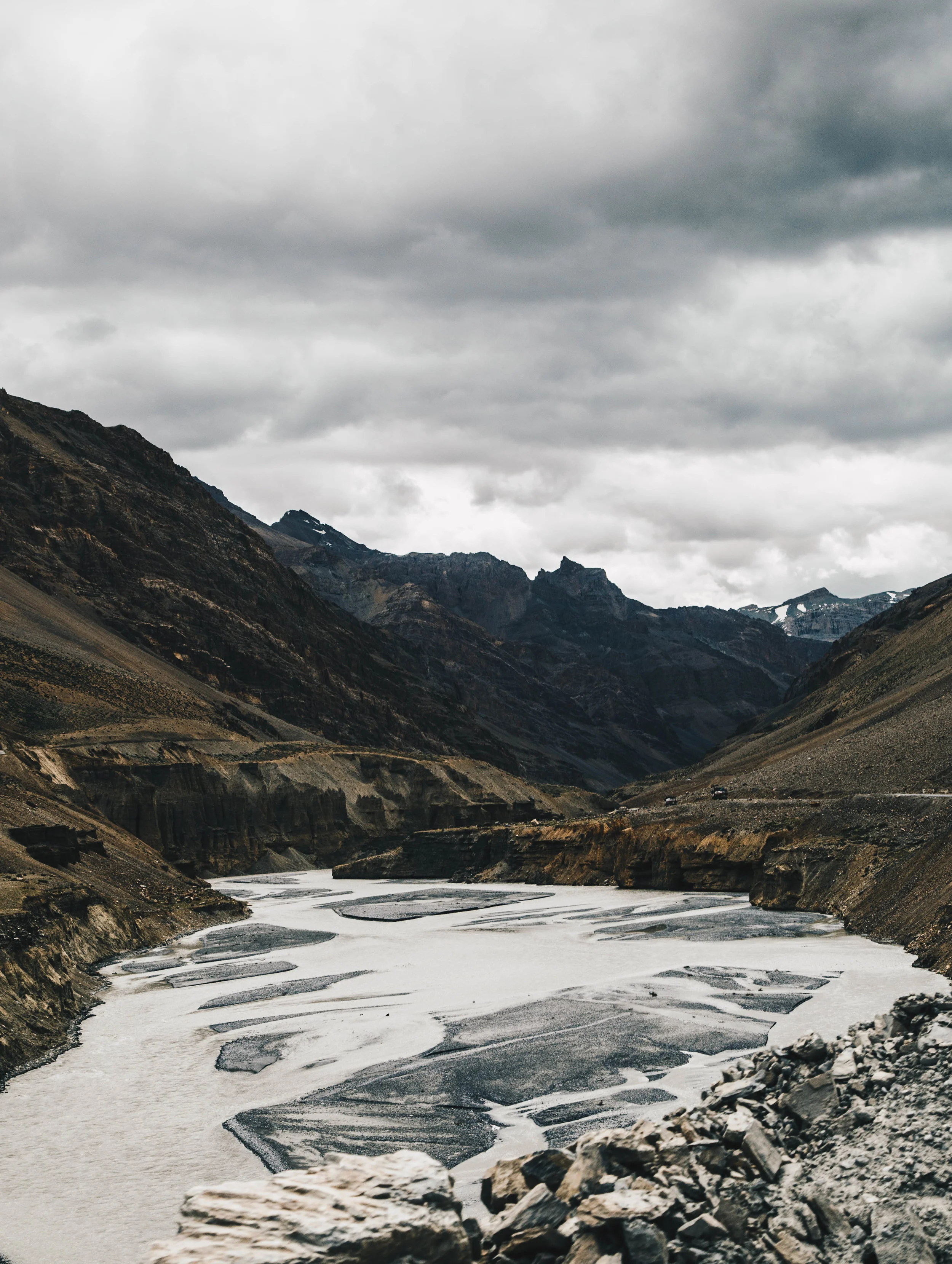 lensandpaperback_manalileh15-3.jpg
