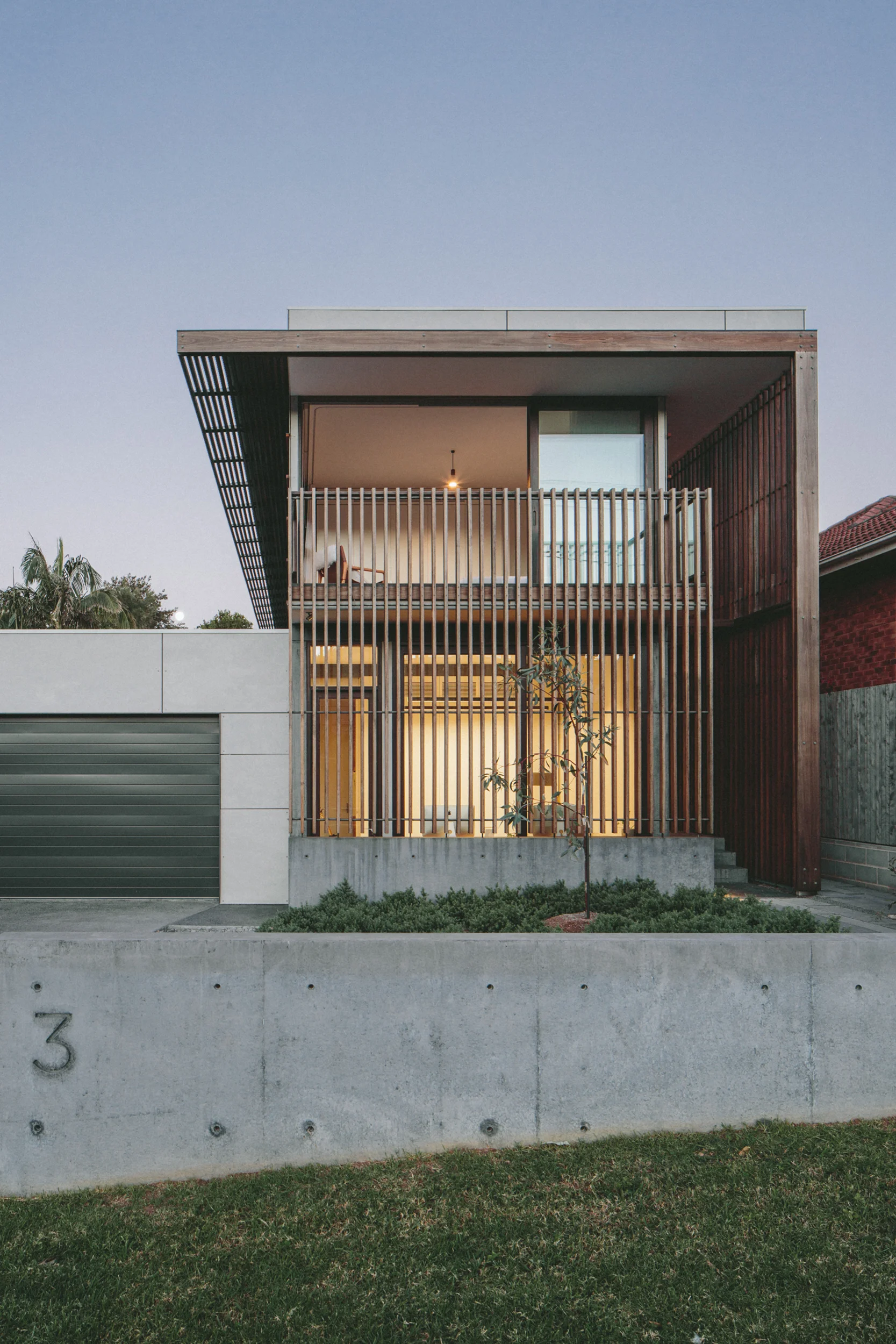 Takt Breakers front timber screen night.jpg