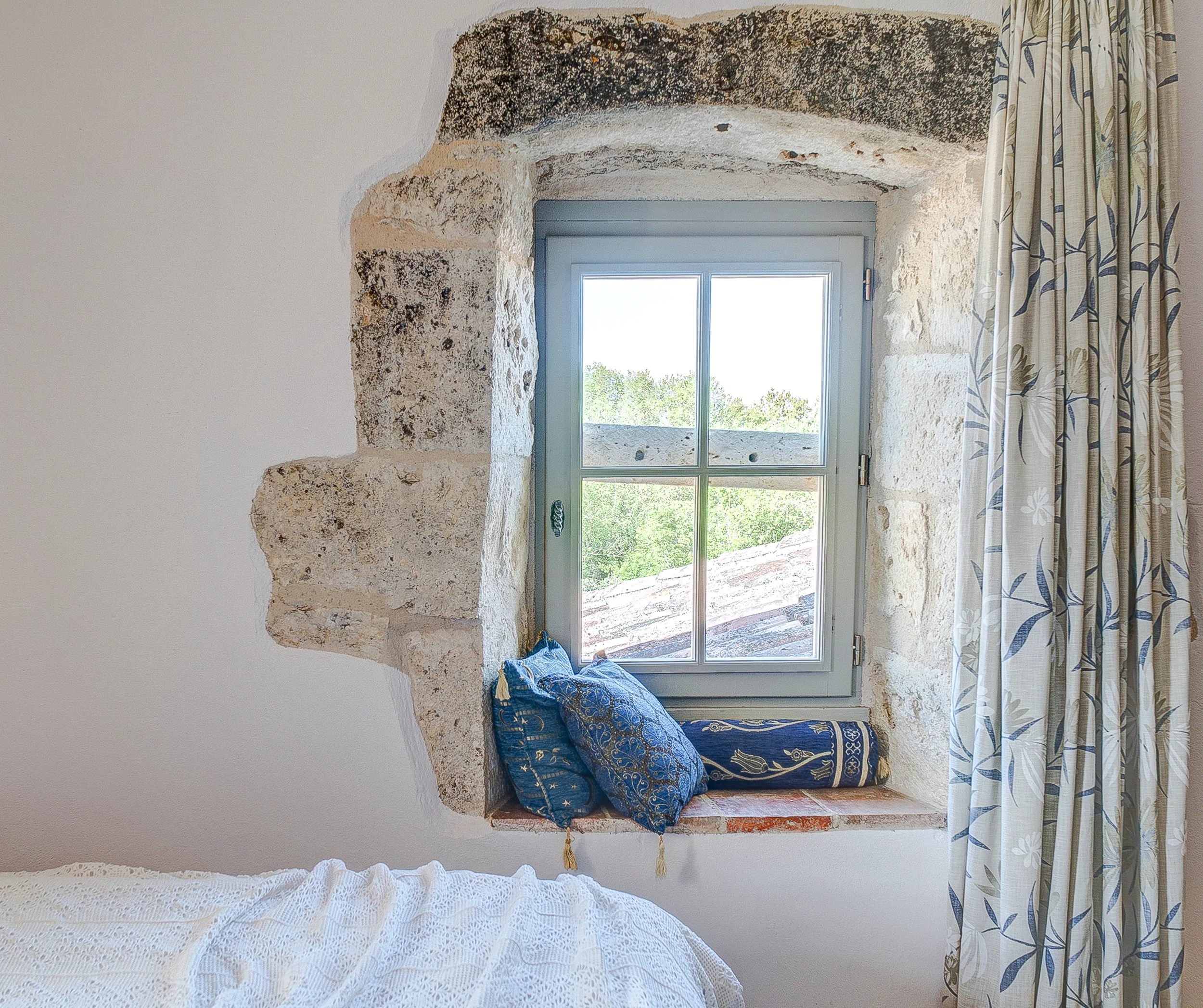 blue cushions bedroom window.jpg