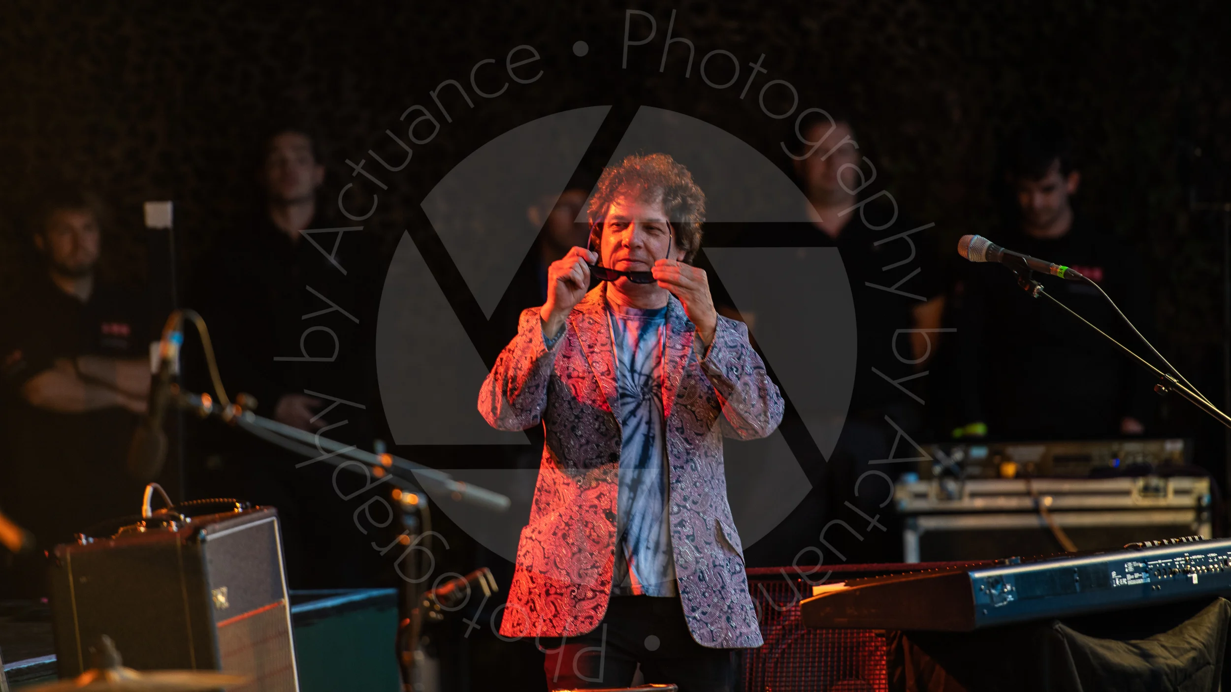  The Overtures on stage in the Main Arena at Twinwood Festival 2018 
