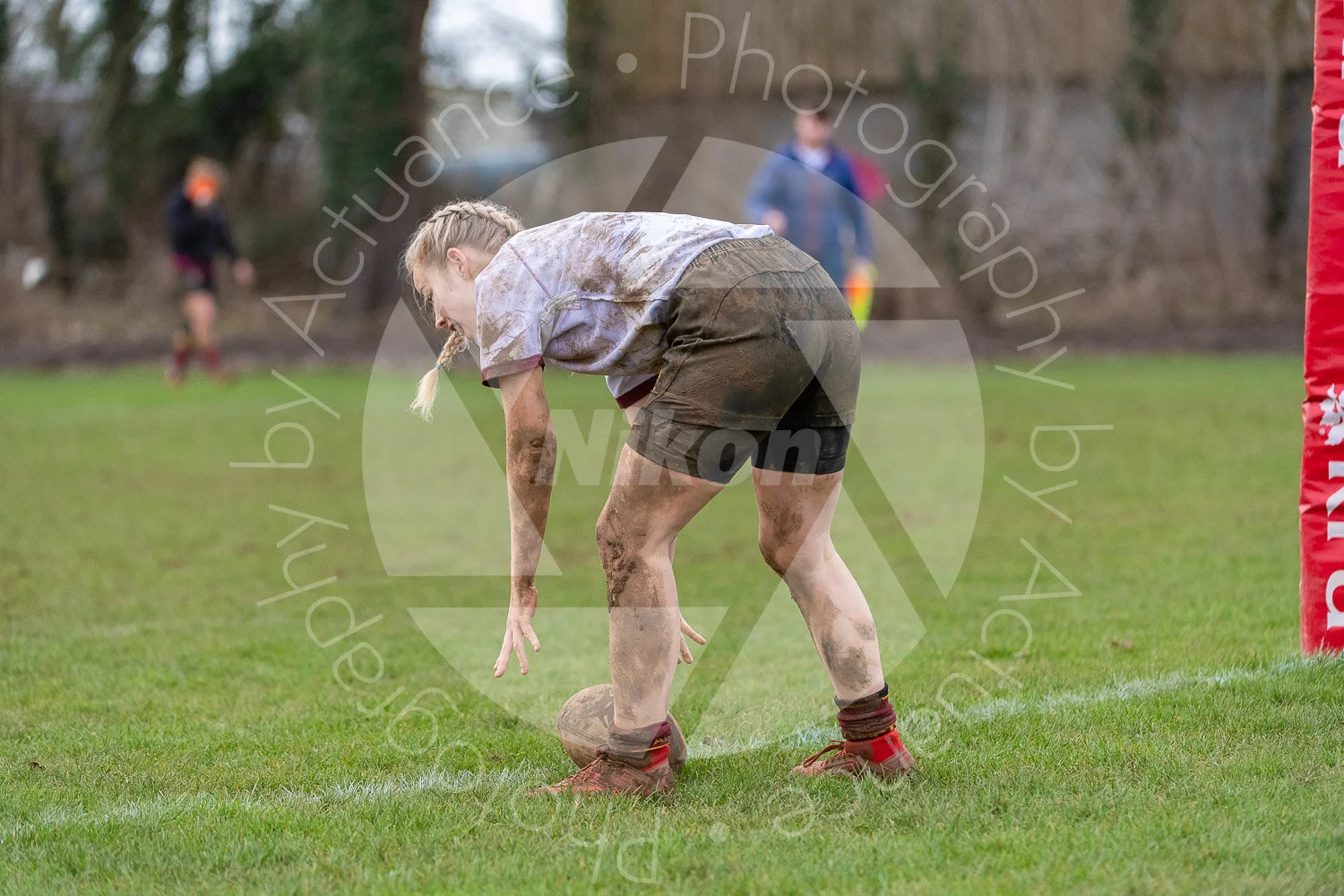 Sian Mills placing her second try of the match (Photo: Iain Frankish, Actuance Photography)