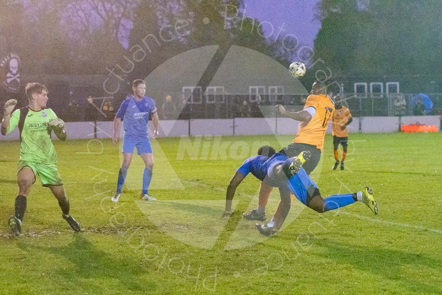 20221105 Real Bedford vs Raunds Town #1862