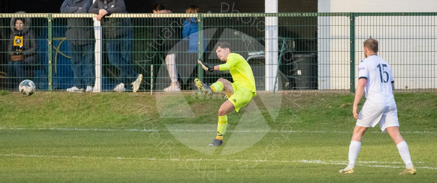 20230218 Leighton Town vs Real Bedford #6094