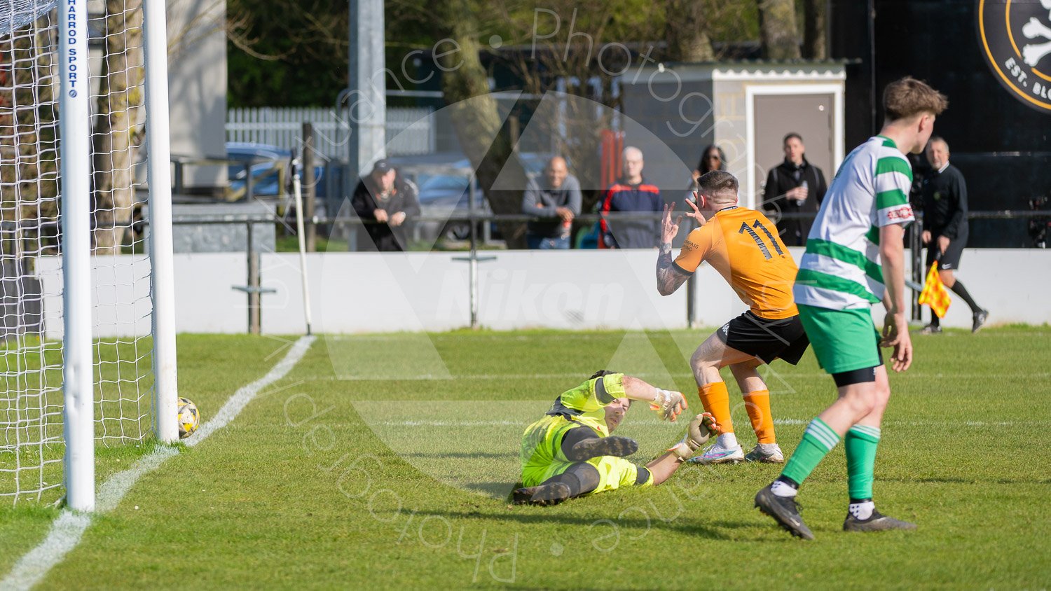 20230415 Real Bedford vs Thame United Reserves #5570