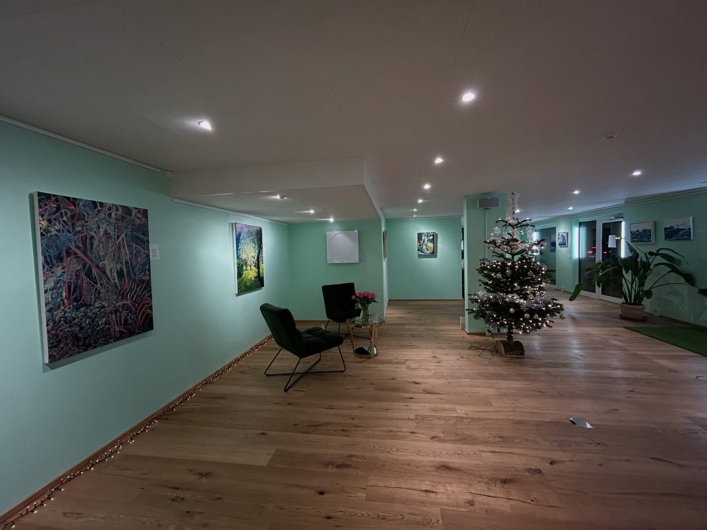 Solo art exhibition
@galeriehergiswil 
Oliver Staeuber
&ldquo;Zwischen Gezeiten und Schatten&rdquo;
Oil and acrylic paintings
.
.
.
#artist #art #artwork #kunst #swissart #ausstellung #kunstausstellung #contemparyart #arte #artecontempor&aacute;neo #