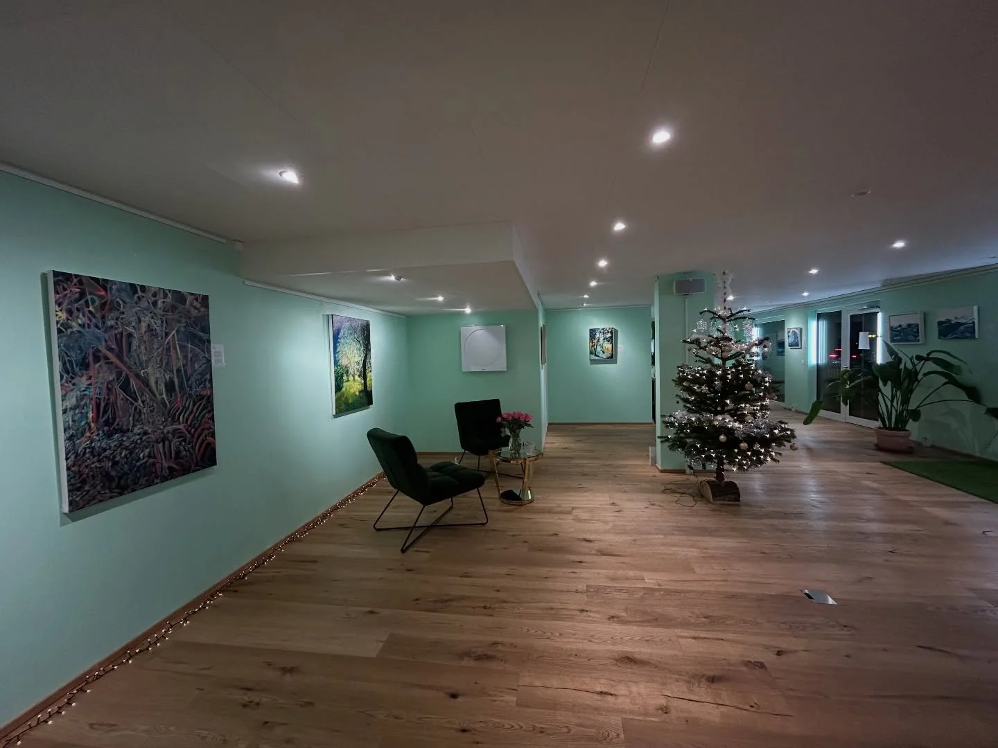 Solo art exhibition
@galeriehergiswil 
Oliver Staeuber
&ldquo;Zwischen Gezeiten und Schatten&rdquo;
Oil and acrylic paintings
.
.
.
#artist #art #artwork #kunst #swissart #ausstellung #kunstausstellung #contemparyart #arte #artecontempor&aacute;neo #